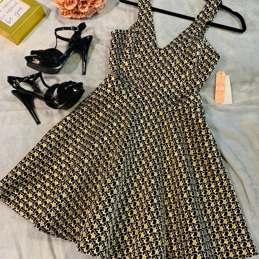 GB!! Party dress!!! Gorgeous back detail!